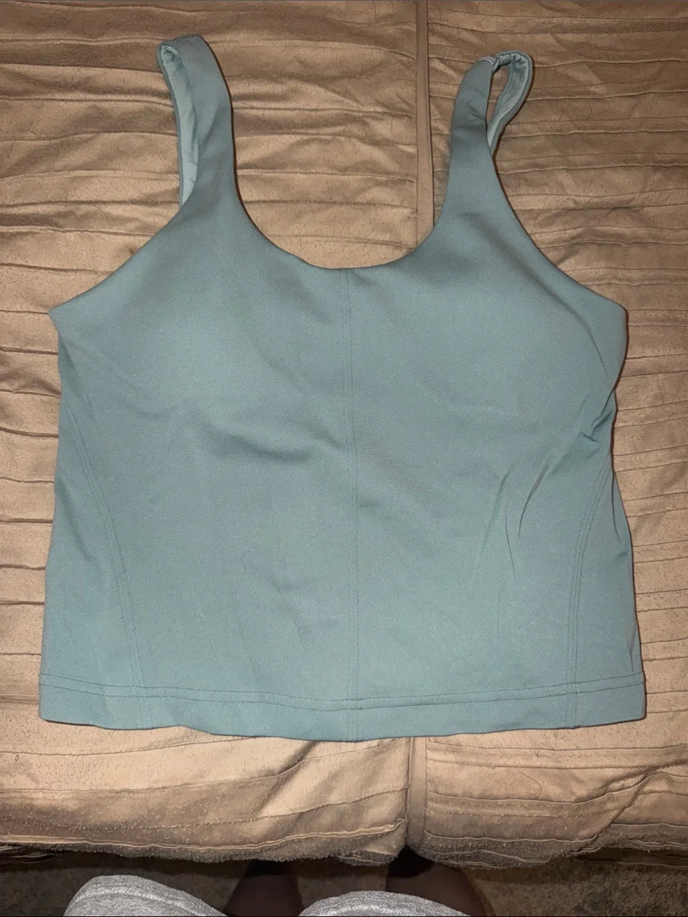 Lululemon Light Green Scoop-Neck Cropped Tank Top